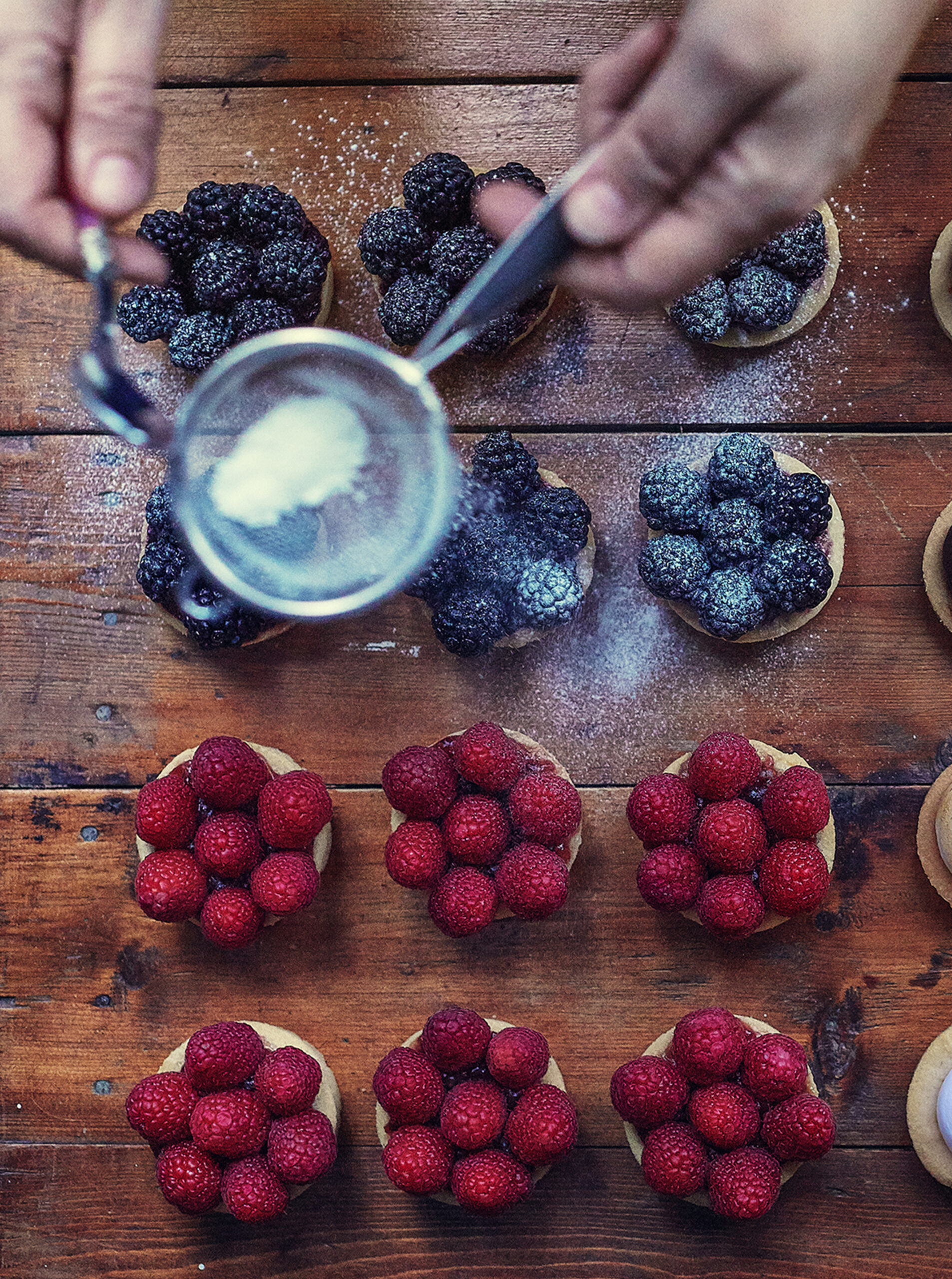 MHOH cake overview food photography